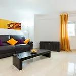 Arenga * לאגוּ‏ש