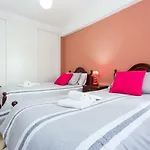 Arenga * לאגוּ‏ש